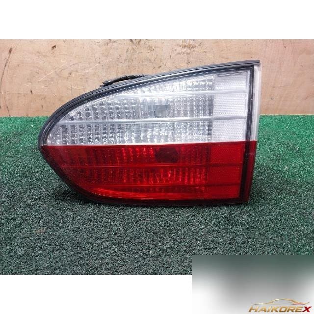 Hyundai Starex 2007 — накладка крышки багажника правая 92406-4A6