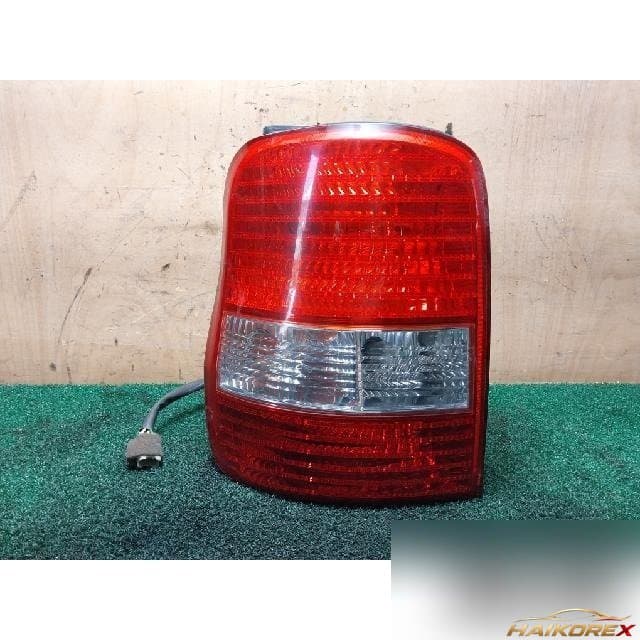 Kia Carnival 2002 — комбинированный фонарь задний левый