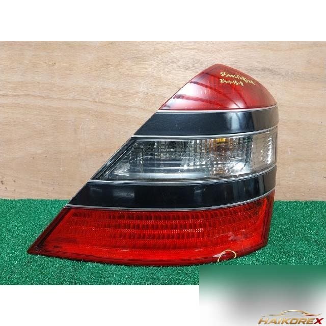 Mercedes-Benz S500L 2008 — задний фонарь правый A2218200266