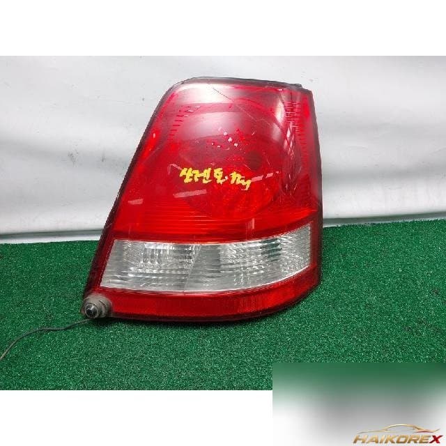 Kia Sorento 2005 — фонарь комбинированный (задний) правый