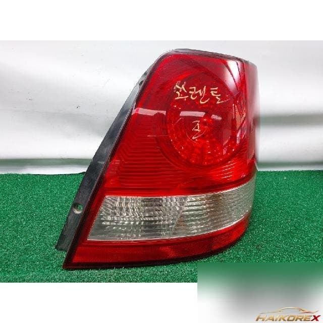 Kia Sorento 2005 — комбинационный фонарь задний правый