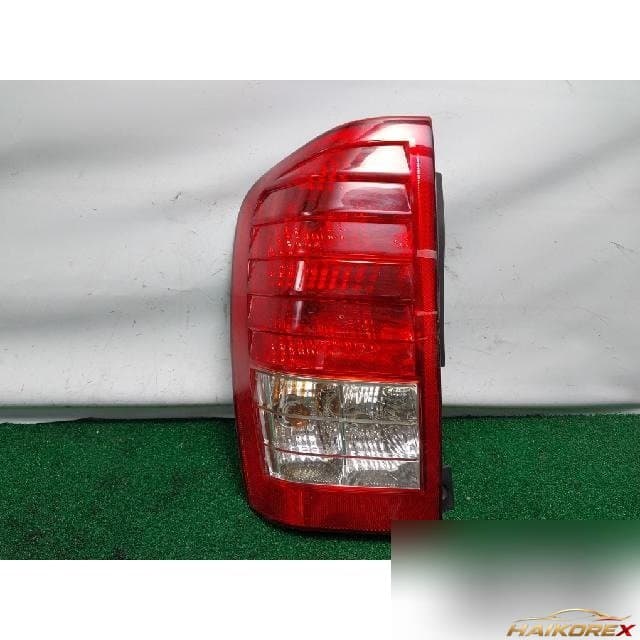 Kia Carnival 2010 — фонарь задний комбинированный правый