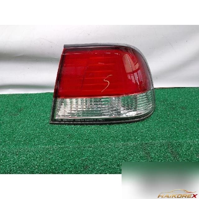 Renault Samsung SM5 SM520 2003 — комбинированный фонарь задний правый