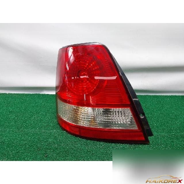 Kia Sorento 2004 — комбинированный фонарь задний левый