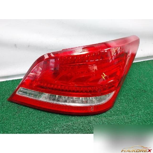 Hyundai Equus 2012 — комбинированный фонарь задний правый