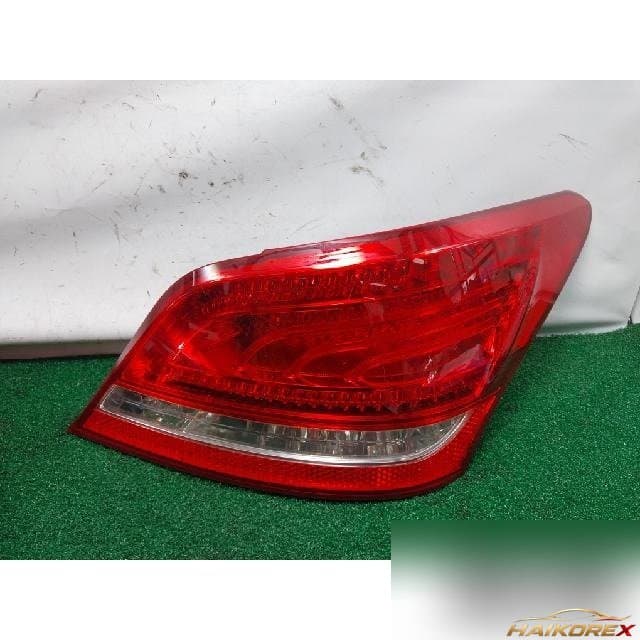 Hyundai Equus 2010 — комбинационный фонарь задний правый