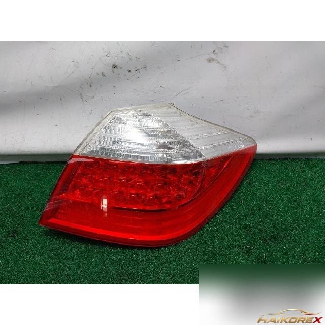 Hyundai Genesis 2009 — комбинированный фонарь задний правый