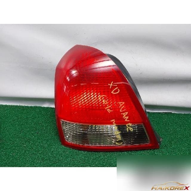 Hyundai Avante XD 2002 — фонарь комбинированный задний левый