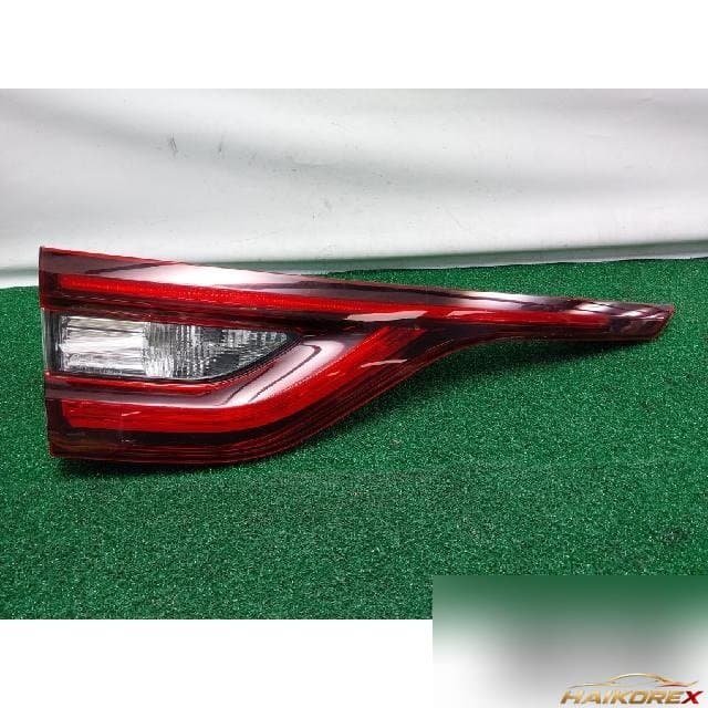 Renault Samsung QM6 2019 — накладка крышки багажника левая 26555-0524R