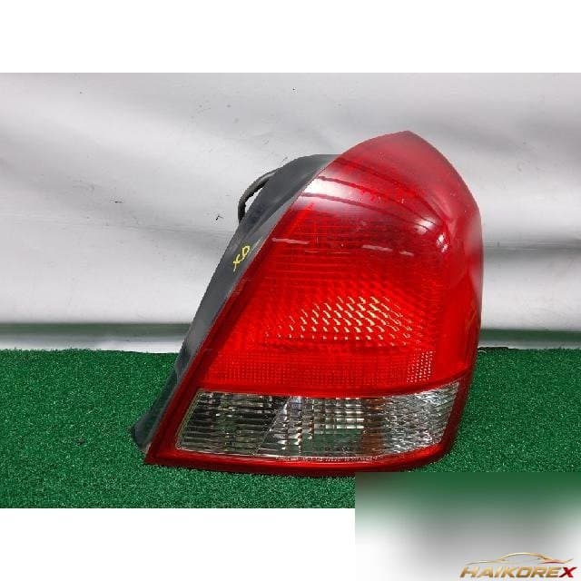 Hyundai Avante XD 2001 — комбинированный фонарь задний правый