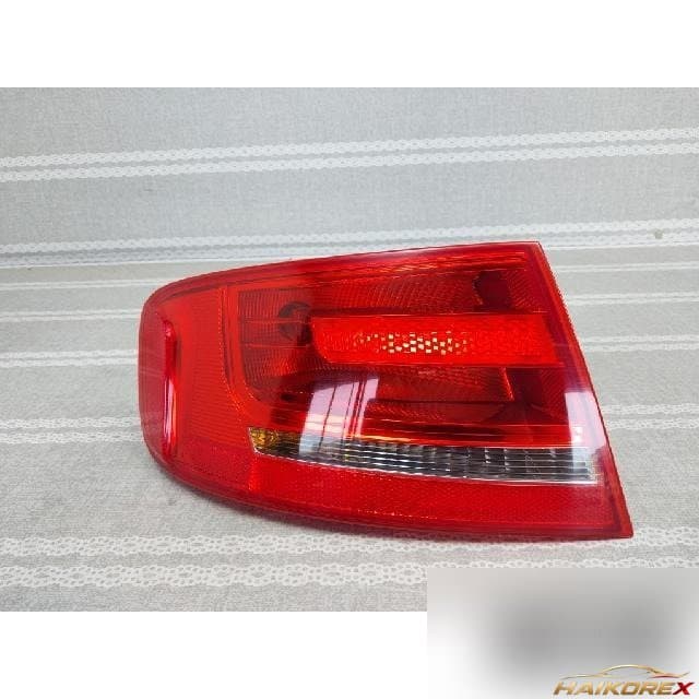 Audi New A4 2009 — комбинированный фонарь задний левый