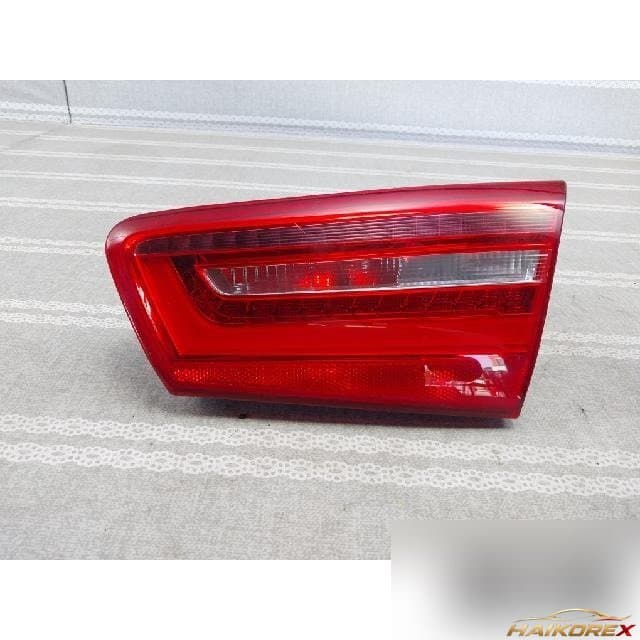 Audi A6 2013 — накладка крышки багажника с подсветкой номера 4G5945094A