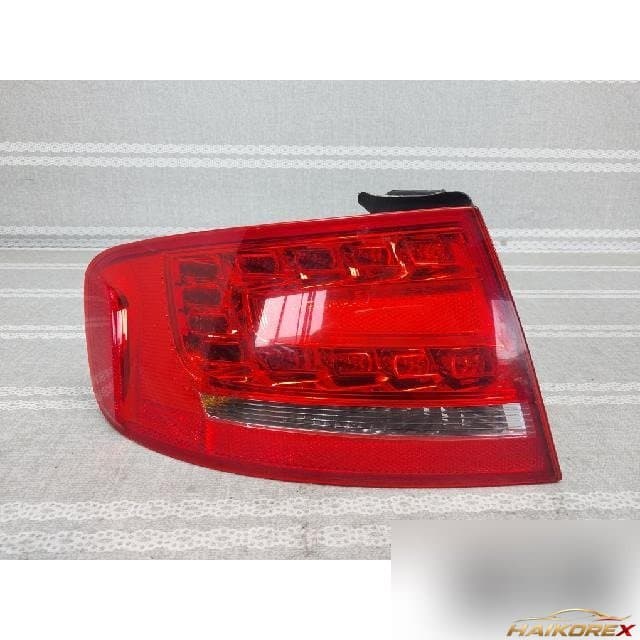 Audi A6 2008 — крыло левое