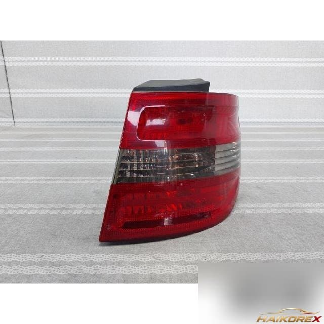 Mercedes-Benz B200 2008 — комбинированный фонарь задний правый пассажирский