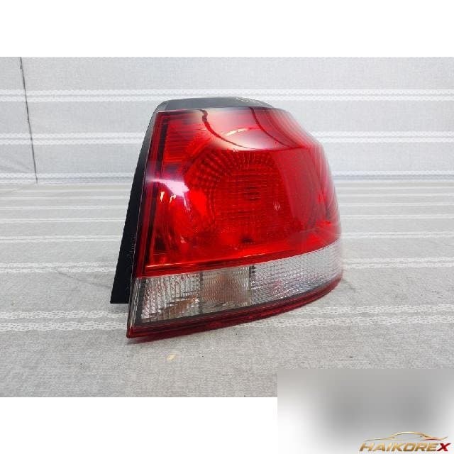 Volkswagen Golf 2012 — комбинированный фонарь задний правый пассажирский