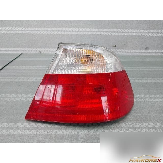 BMW 3 Series 2010 — крыло левое 41357135679
