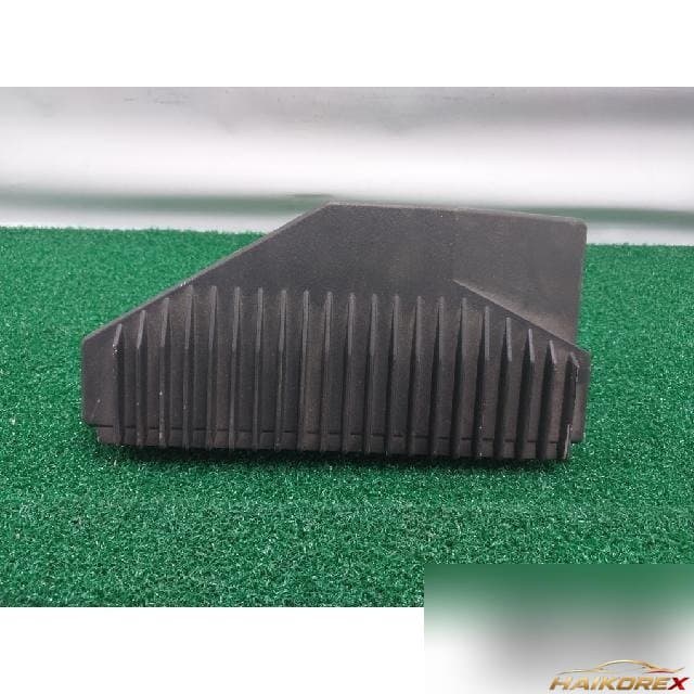Volvo S80 2.9 2001 — усилитель звука
