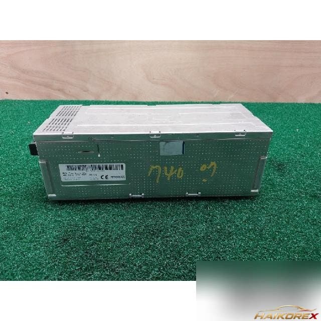 BMW 740 2007 — усилитель звука