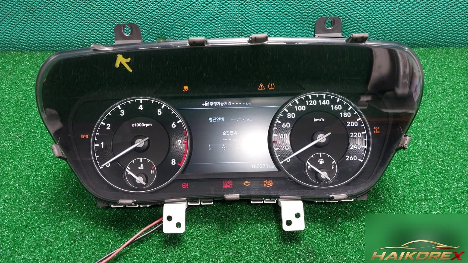 Genesis Genesis EQ900 2016 — приборная панель