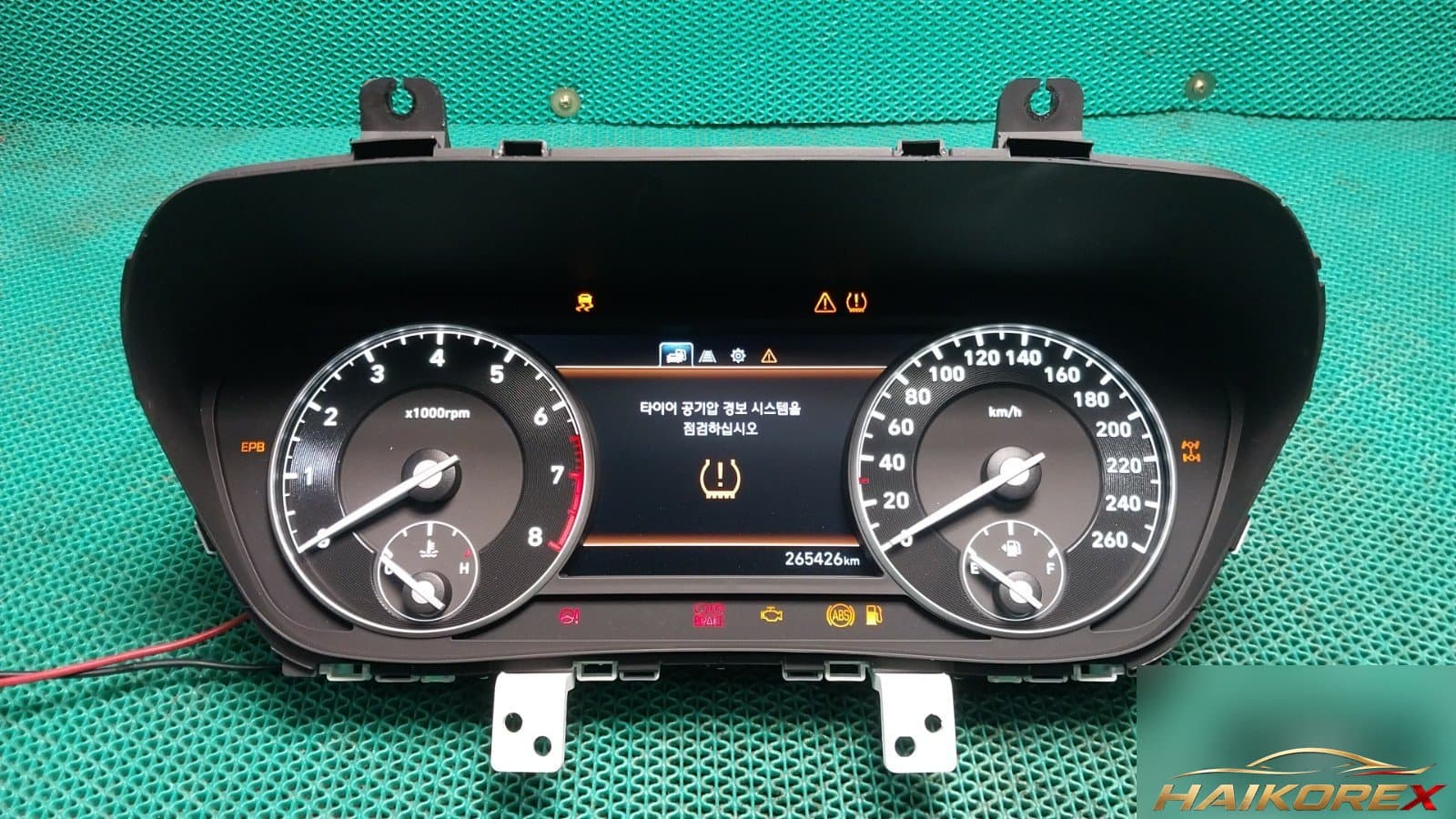 Genesis Genesis EQ900 2016 — панель приборов