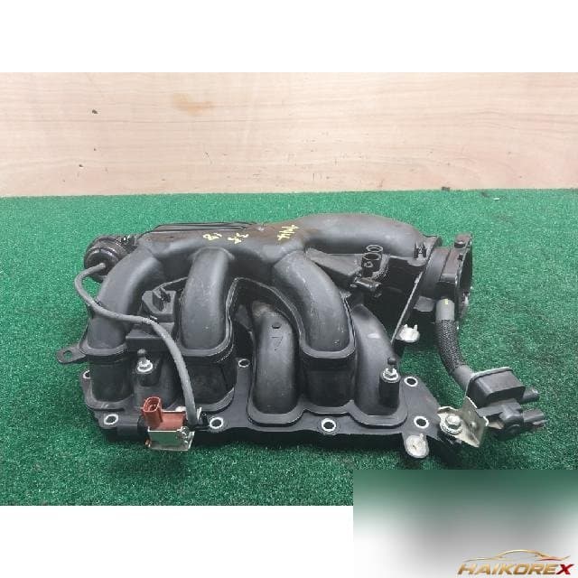 Toyota 3.5 V6 2018 — впускной коллектор
