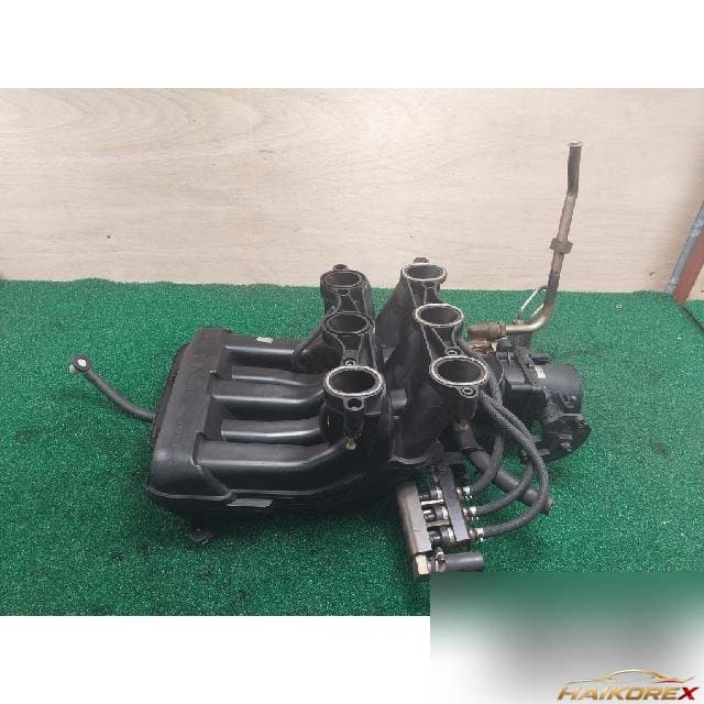Ford 1.6 ECOBOOST 2WD 2003 — впускной коллектор
