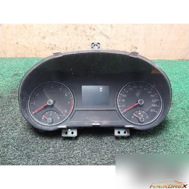 Kia All New K5 2016 — панель приборов