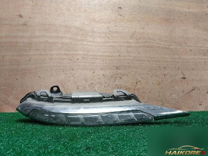 Mercedes-Benz S-Class 2011 — дневной свет правый A 221 820 10 56