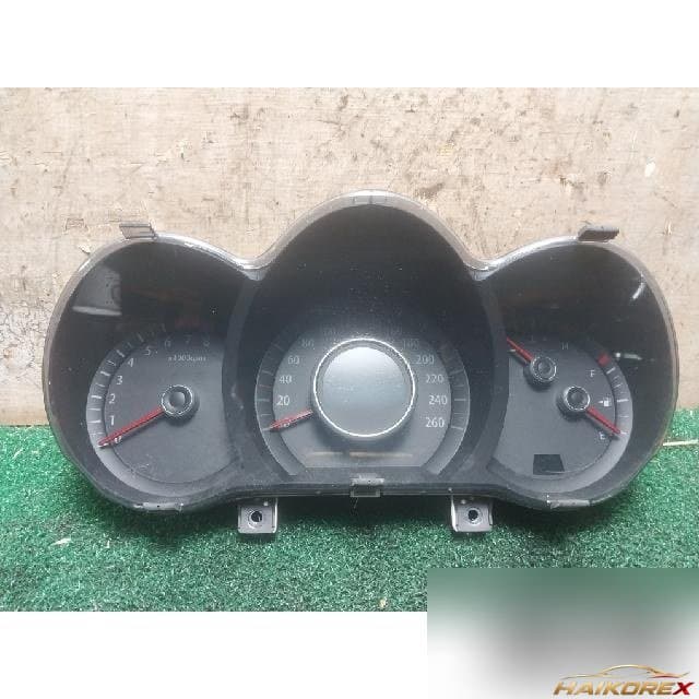 Kia K5 2012 — приборная панель