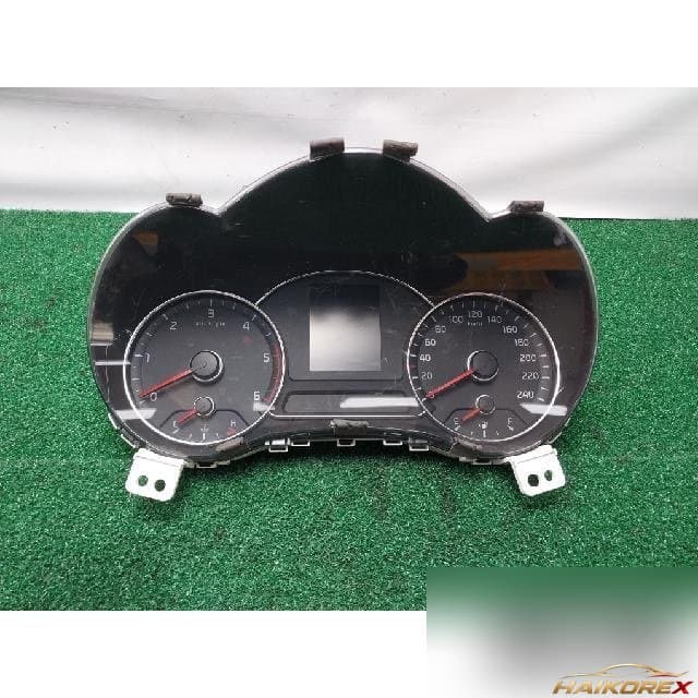 Kia K3 2015 — приборная панель