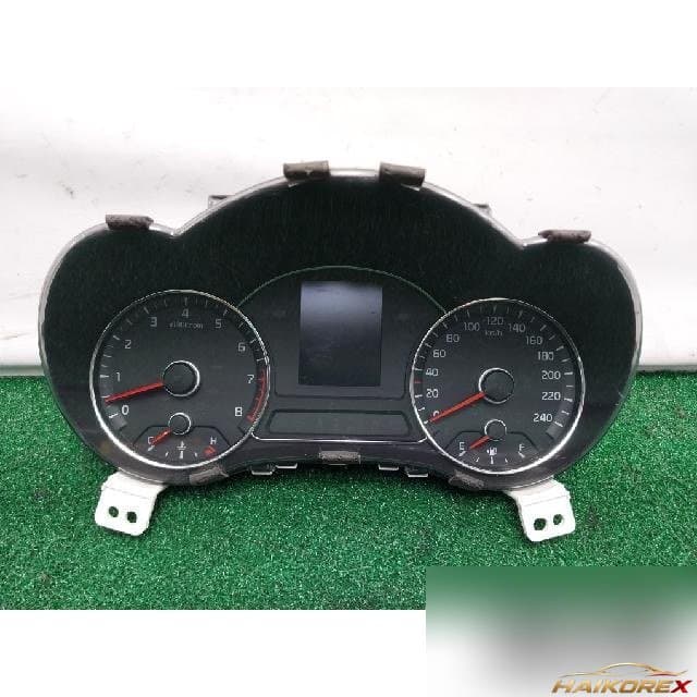 Kia K3 2013 — панель приборов