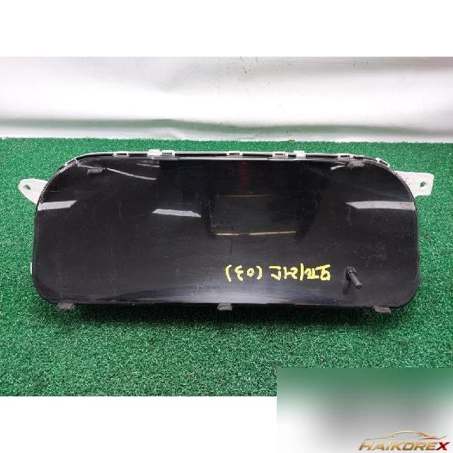 Kia Opirus 2004 — панель приборов