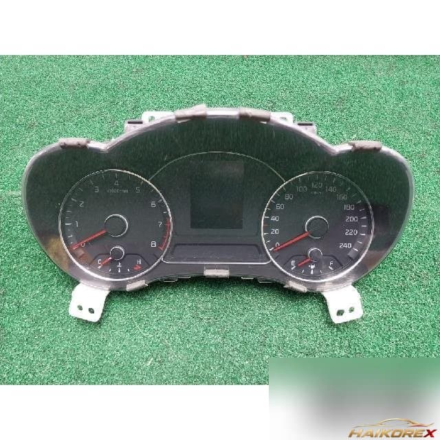 Kia K3 2013 — приборная панель