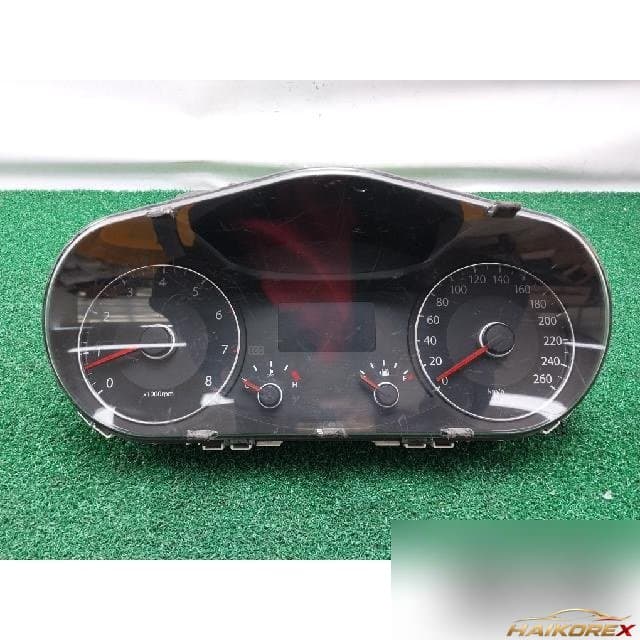 Kia K7 2010 — приборная панель