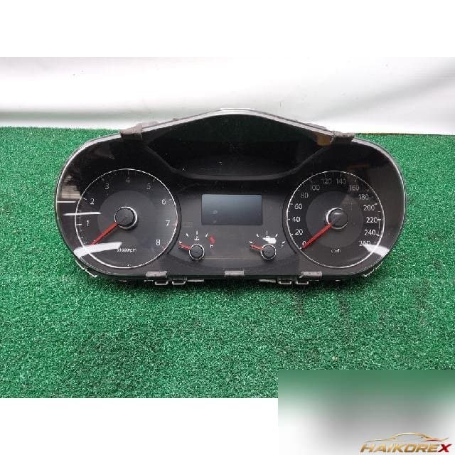 Kia K7 2011 — панель приборов