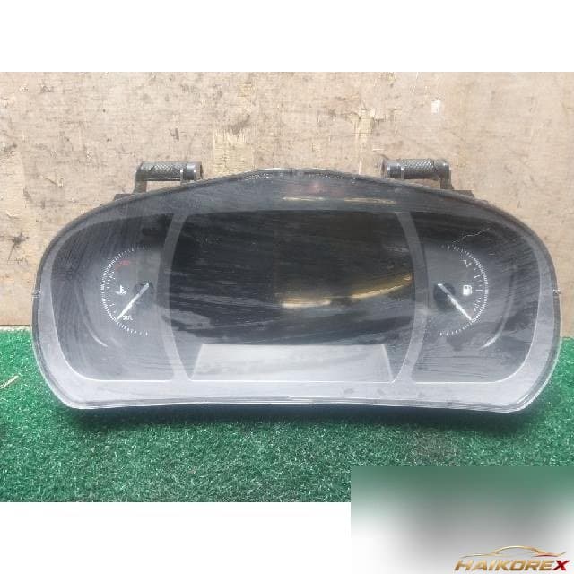 Renault Samsung SM6 2020 — приборная панель