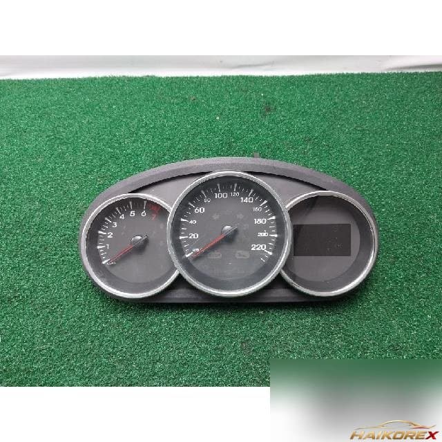 Renault SM3 2011 — приборная панель