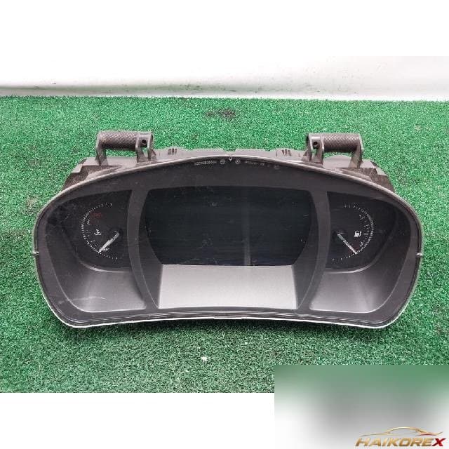 Renault Samsung QM6 2016 — щиток приборов