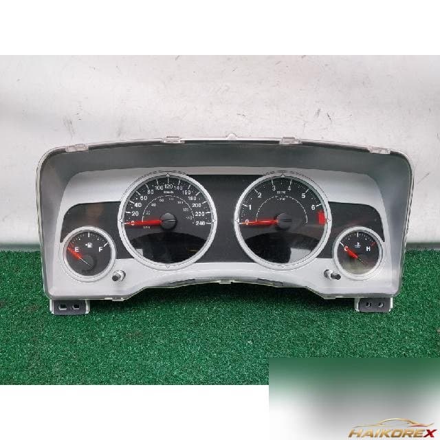 Jeep Compass 2008 — панель приборов