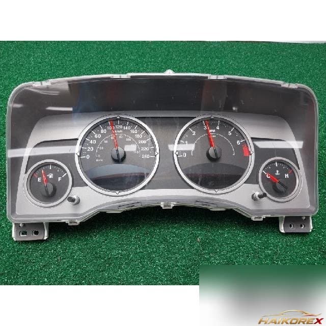 Jeep 2.4 2007 — панель приборов