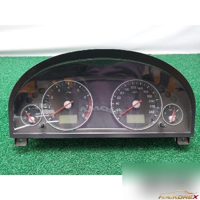 Ford MONDEO 2.0 2004 — панель приборов