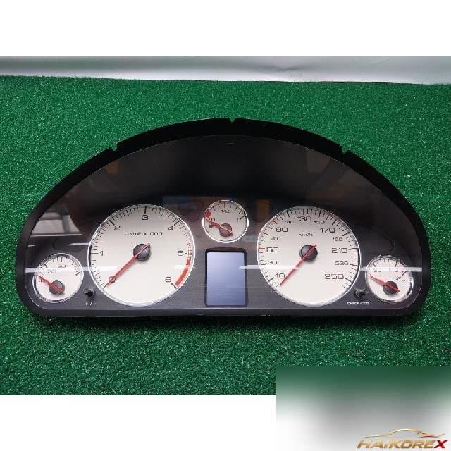 Peugeot 407SW 2008 — панель приборов