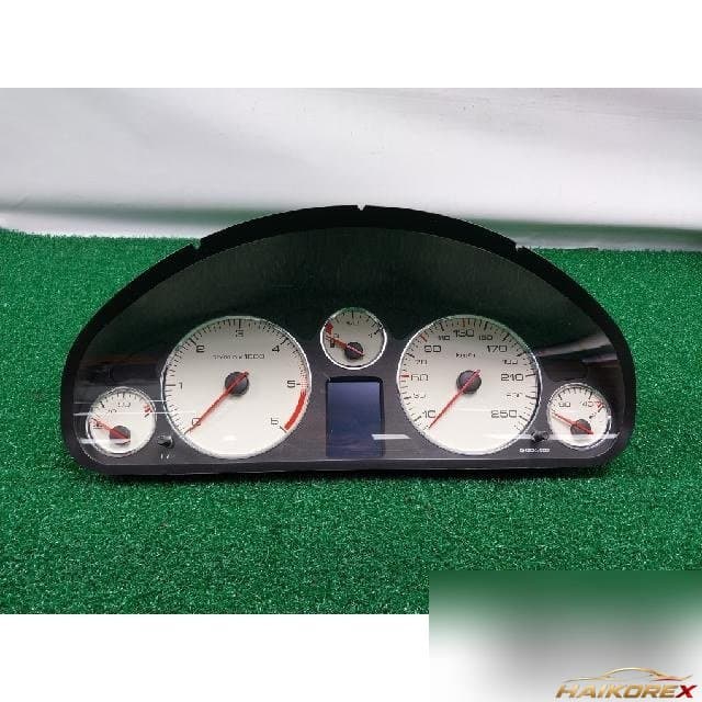 Peugeot 407 2.0 HDi 2008 — панель приборов