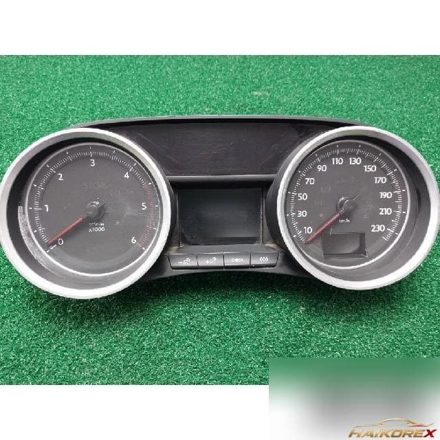 Mercedes-Benz B-Class 2010 — комбинированный задний фонарь правый A169 820 2664