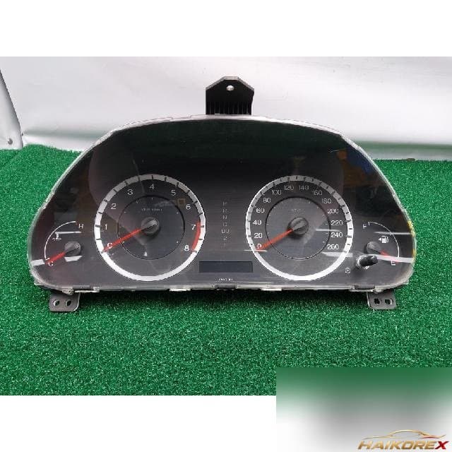 Honda Accord 3.5 2009 — панель приборов