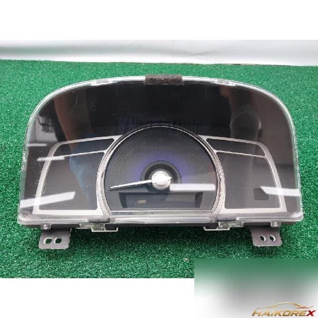 Honda Civic 2.0 2010 — панель приборов