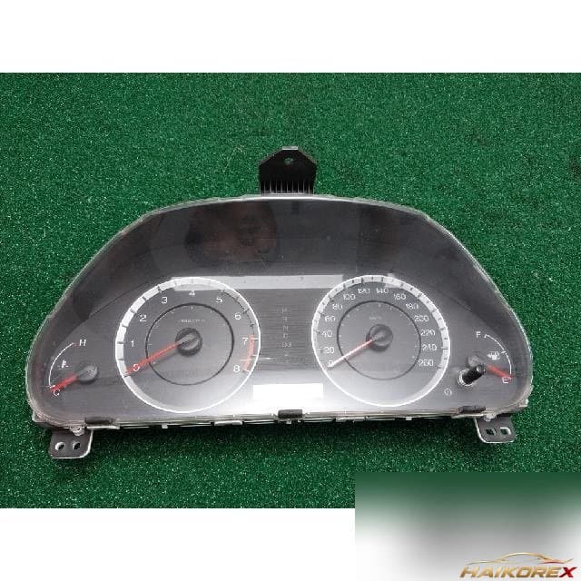 Honda 1.5 Turbo 2010 — приборная панель