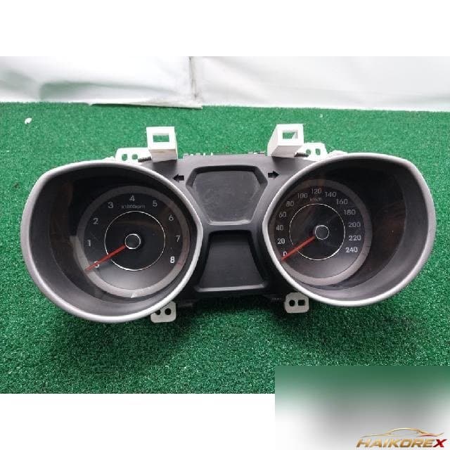 Hyundai Avante MD 2012 — панель приборов 940033X020