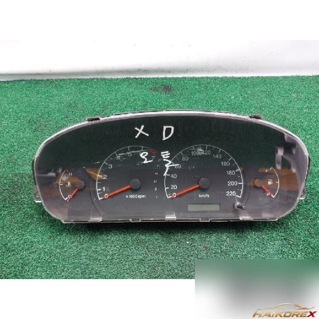 Hyundai Avante XD 2000 — панель приборов 94003-2D010