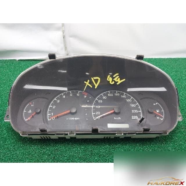 Hyundai Avante XD 2002 — панель приборов 94003-2D010